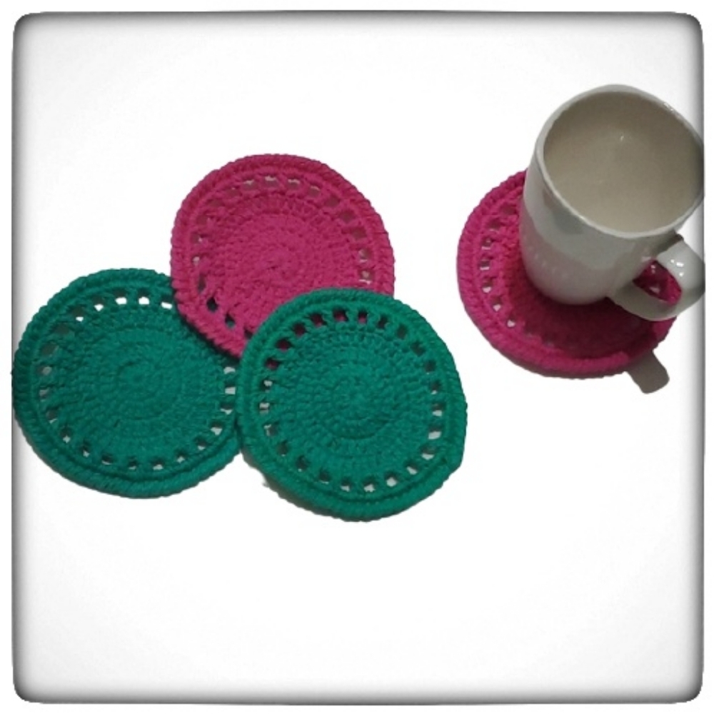 Ecofriendly Cotton Round Coaster Set of 4-Handmade Crocheted- Pink and Green